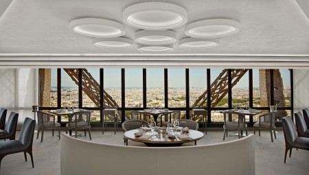 The new restaurant Le Jules Verne